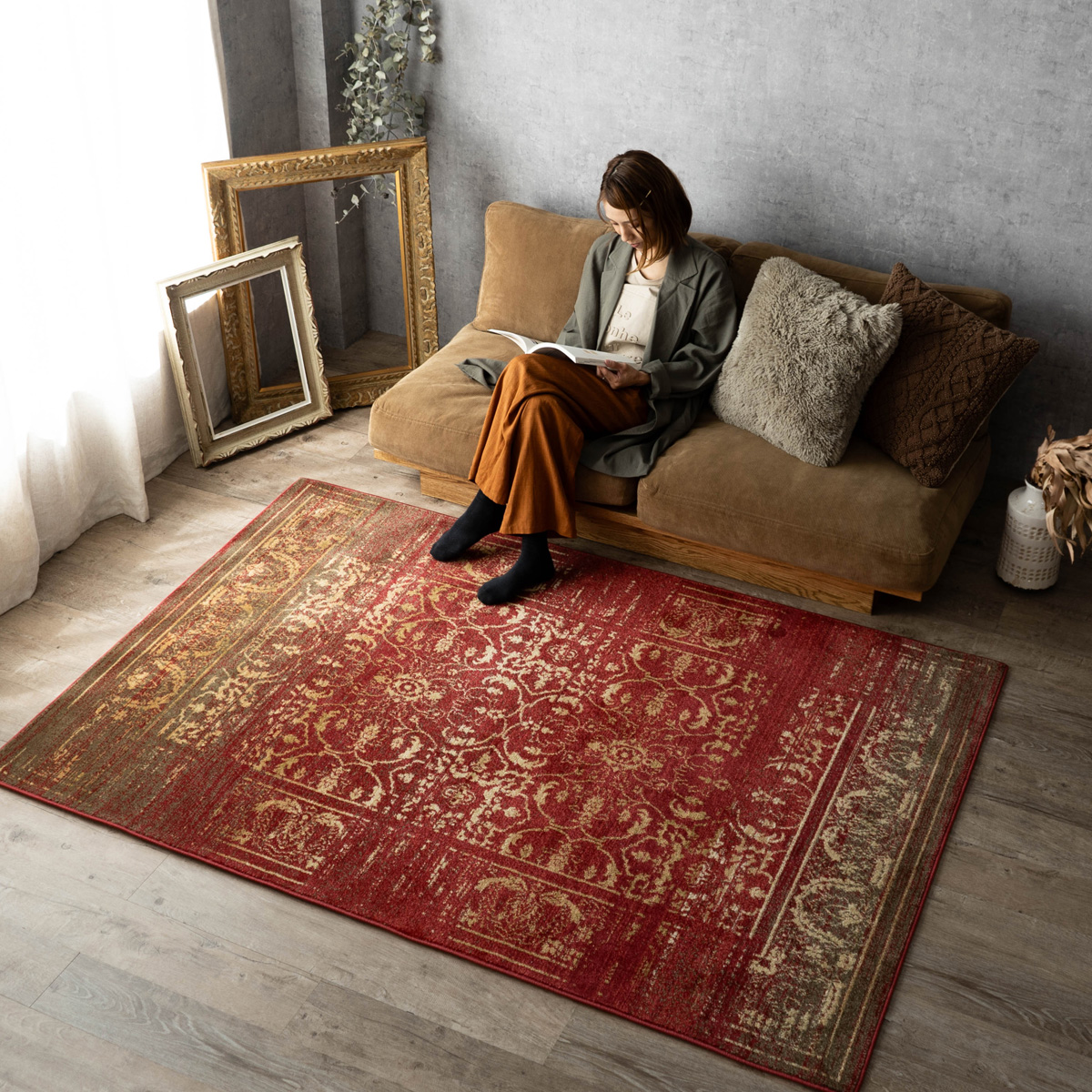 サヤンサヤン ラグ 1畳 絨毯 アンティーク 風 100×150 クラッシック 柄