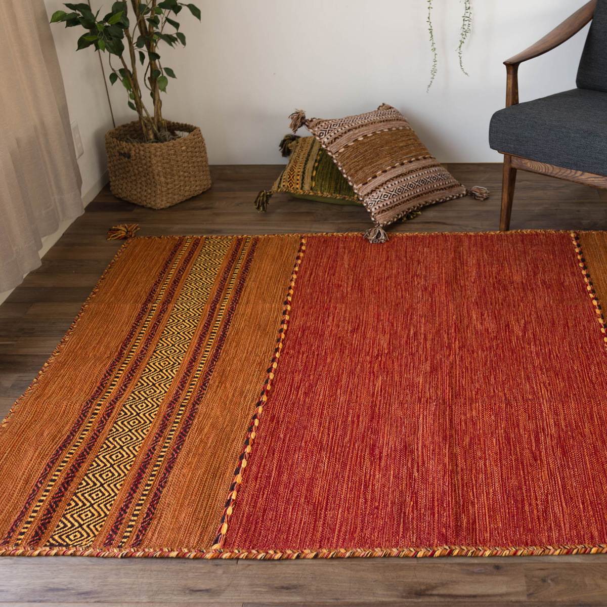 サヤンサヤン キリム ラグマット 洗える ラグ 1.5畳 アクセント