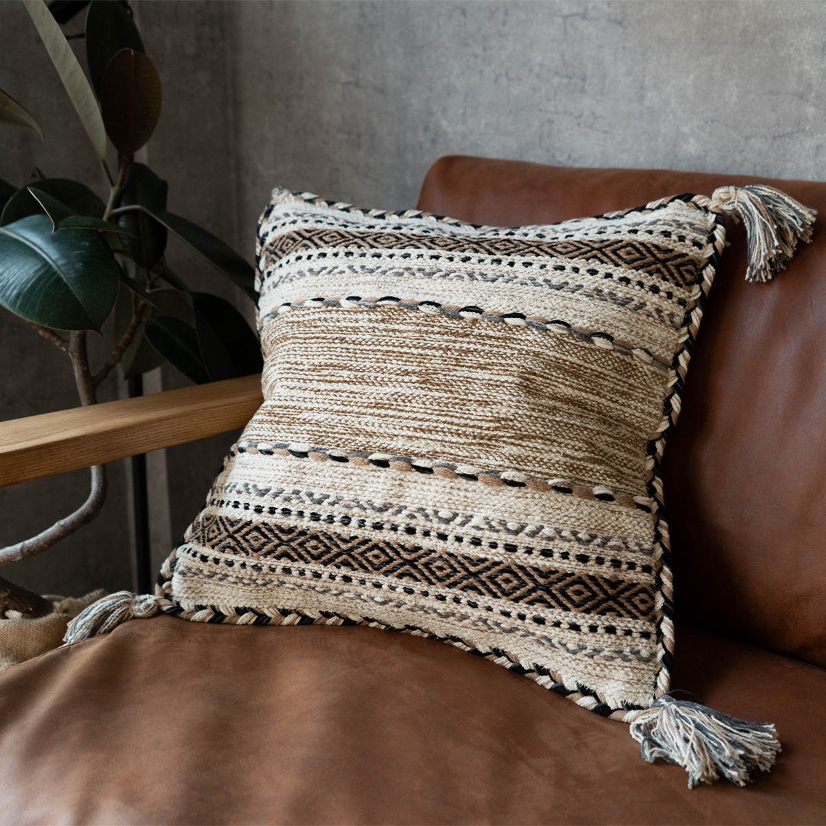 サヤンサヤン クッションカバー キリム 45×45 綿 混 おしゃれ 洗える