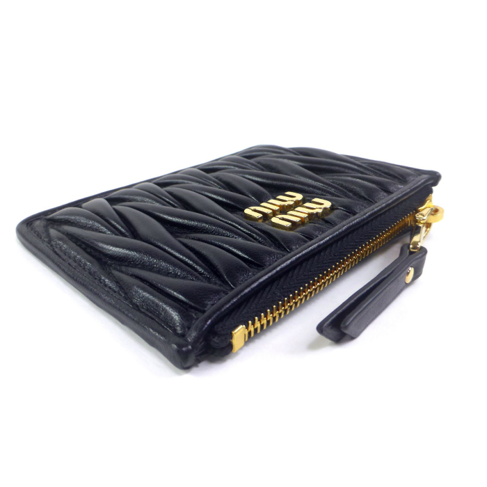 miu miu（ミュウミュウ） マテラッセレザー カードケース コインケース