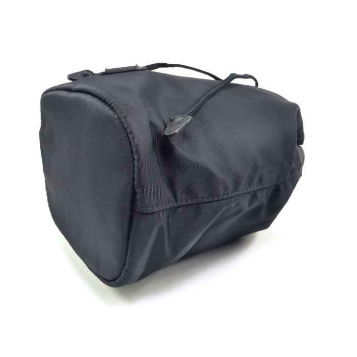 PRADA（プラダ） Re-Nylon テスート ナイロン ポーチ ドローストリング