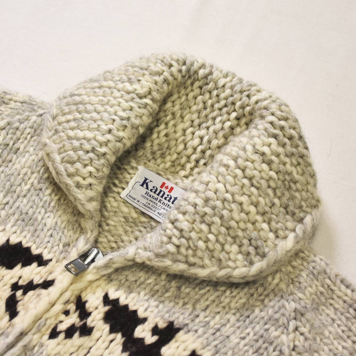 KANATA（カナタ） カナダ製 サンダーバード柄 フルジップアップ