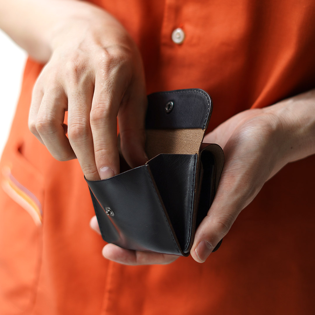 MR.OLIVE（ミスターオリーブ） ミニウォレット ホーウィン クロム