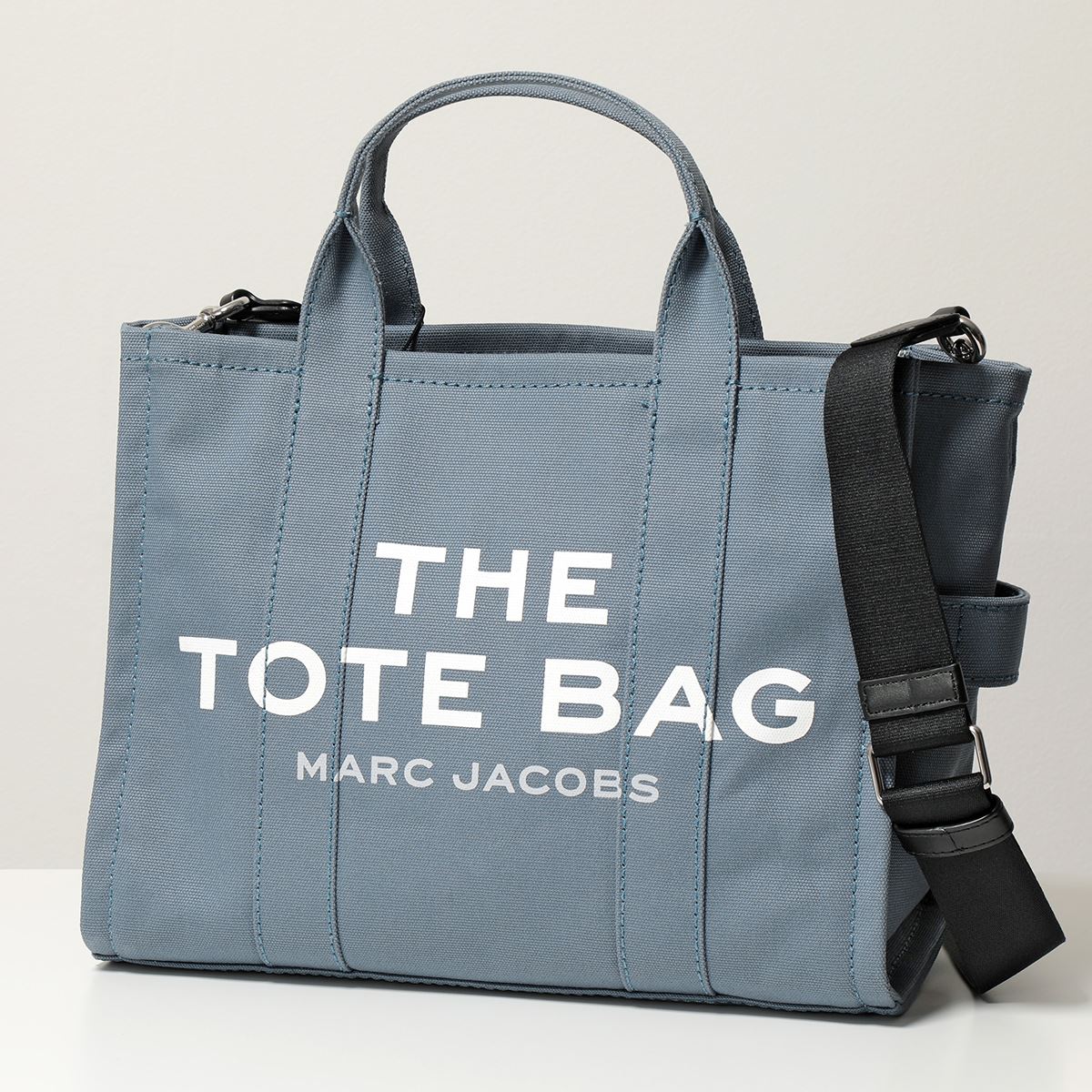 MARC JACOBS（マーク・ジェイコブス） トートバッグ The Tote Bag
