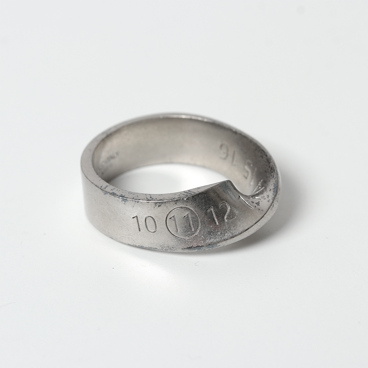 Maison Margiela（メゾンマルジェラ） マルジェラ リング SM1UQ0057