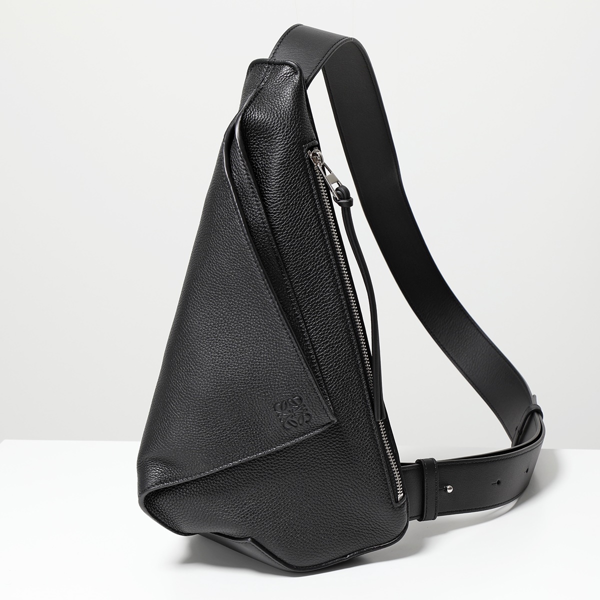 LOEWE（ロエベ） ショルダーバッグ B511A09X12 メンズ アントン