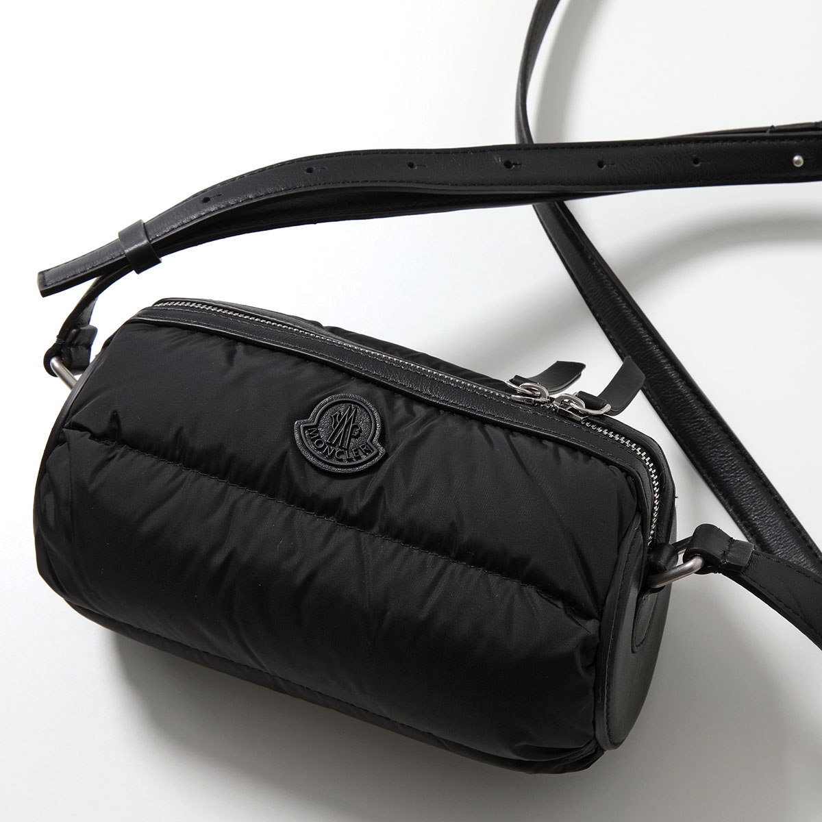 MONCLER（モンクレール） ショルダーバッグ KEONI NEW ケオニ 5L00004
