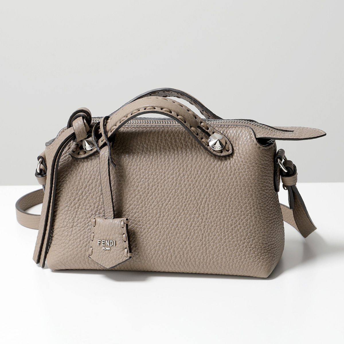 FENDI（フェンディ） ショルダーバッグ BY THE WAY SELLERIA MINI バイ