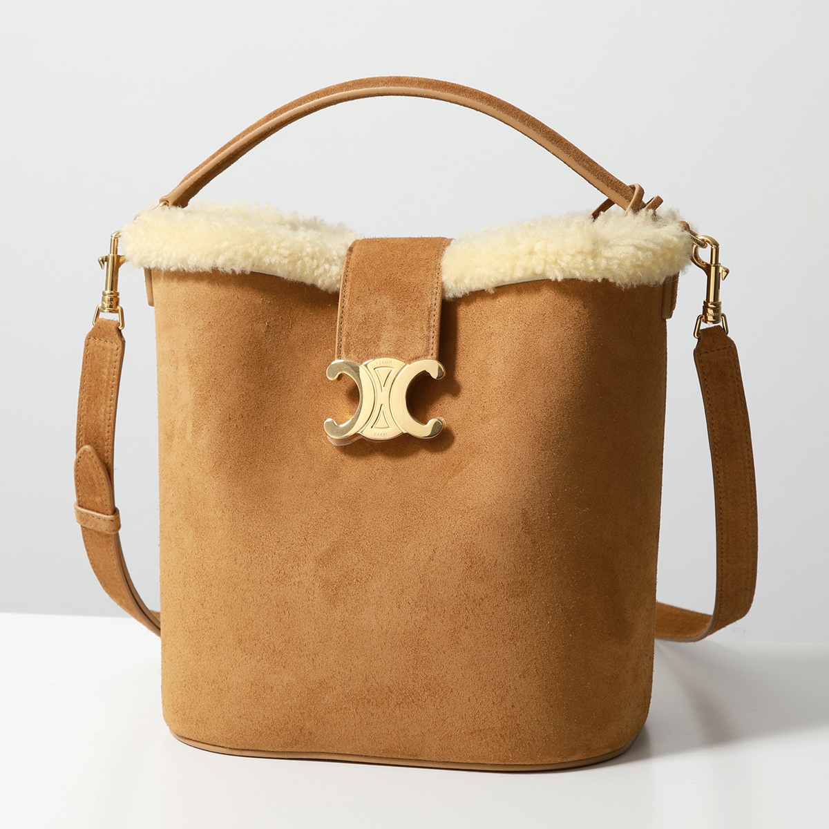 CELINE（セリーヌ） ショルダーバッグ Medium Louise ミディアム