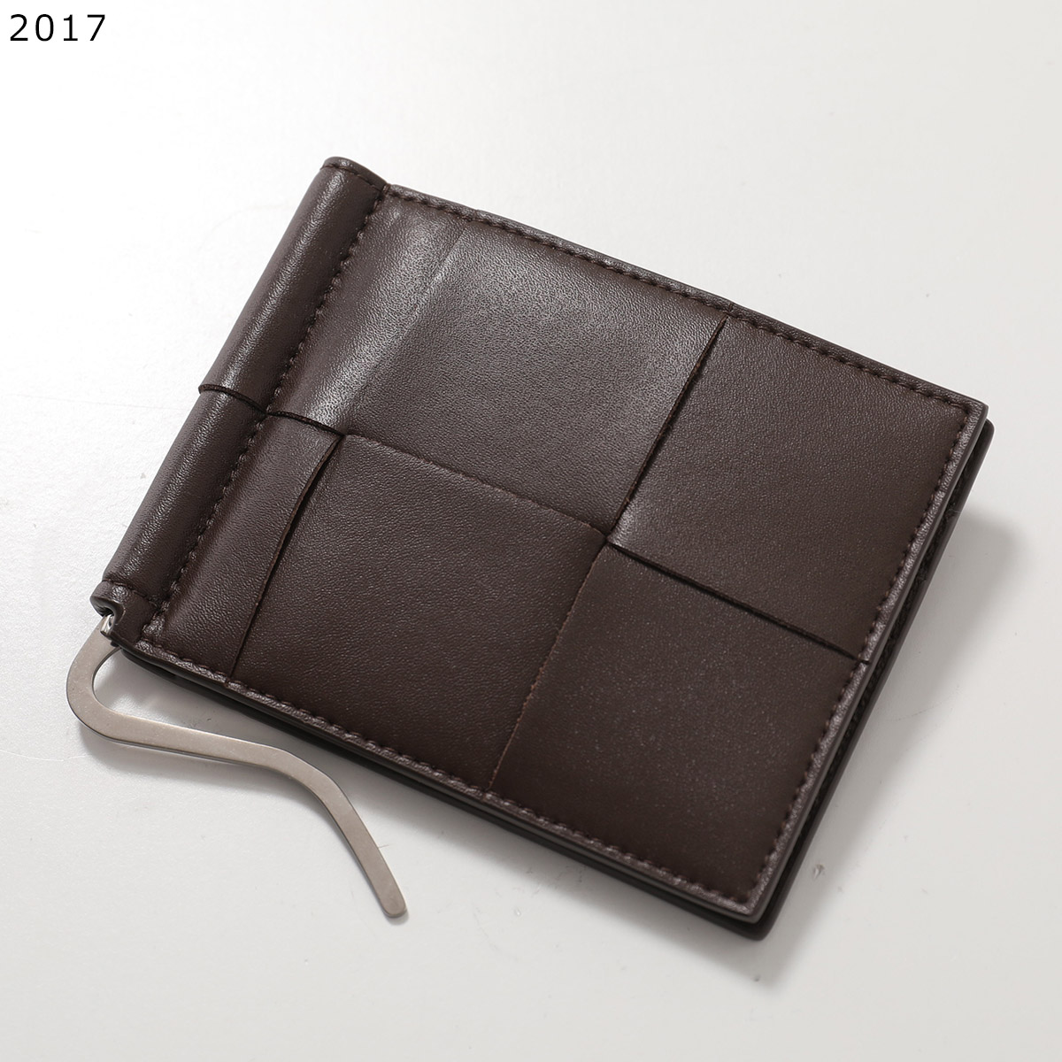 BOTTEGA VENETA（ボッテガ・ヴェネタ） 二つ折り財布 CASSETE カセット