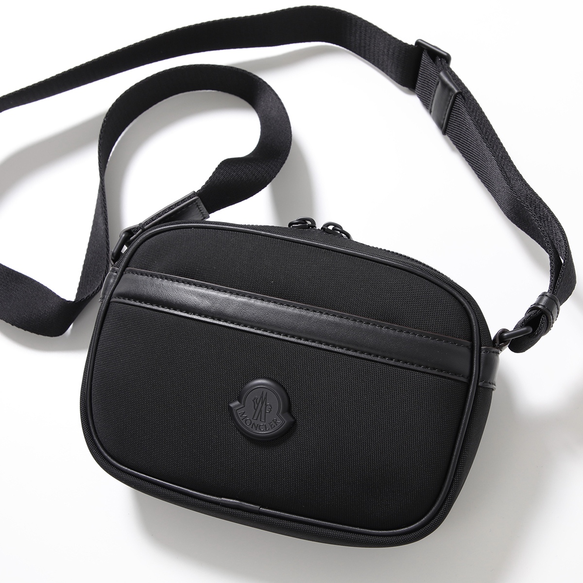 MONCLER（モンクレール） ショルダーバッグ PIERRICK CROSS BODY BAG