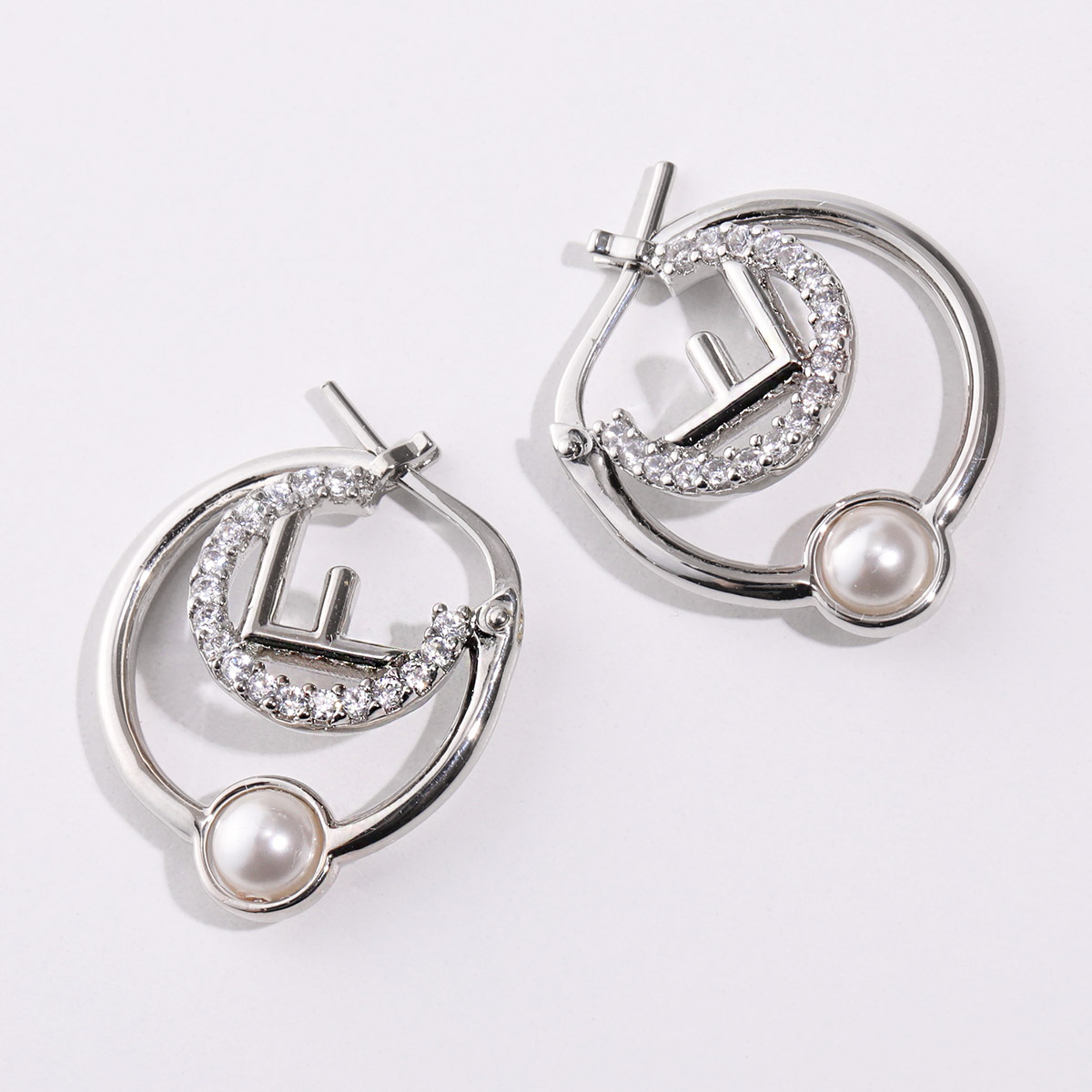 FENDI（フェンディ） ピアス F IS FENDI エフ イズ 8AK516 A8SJ