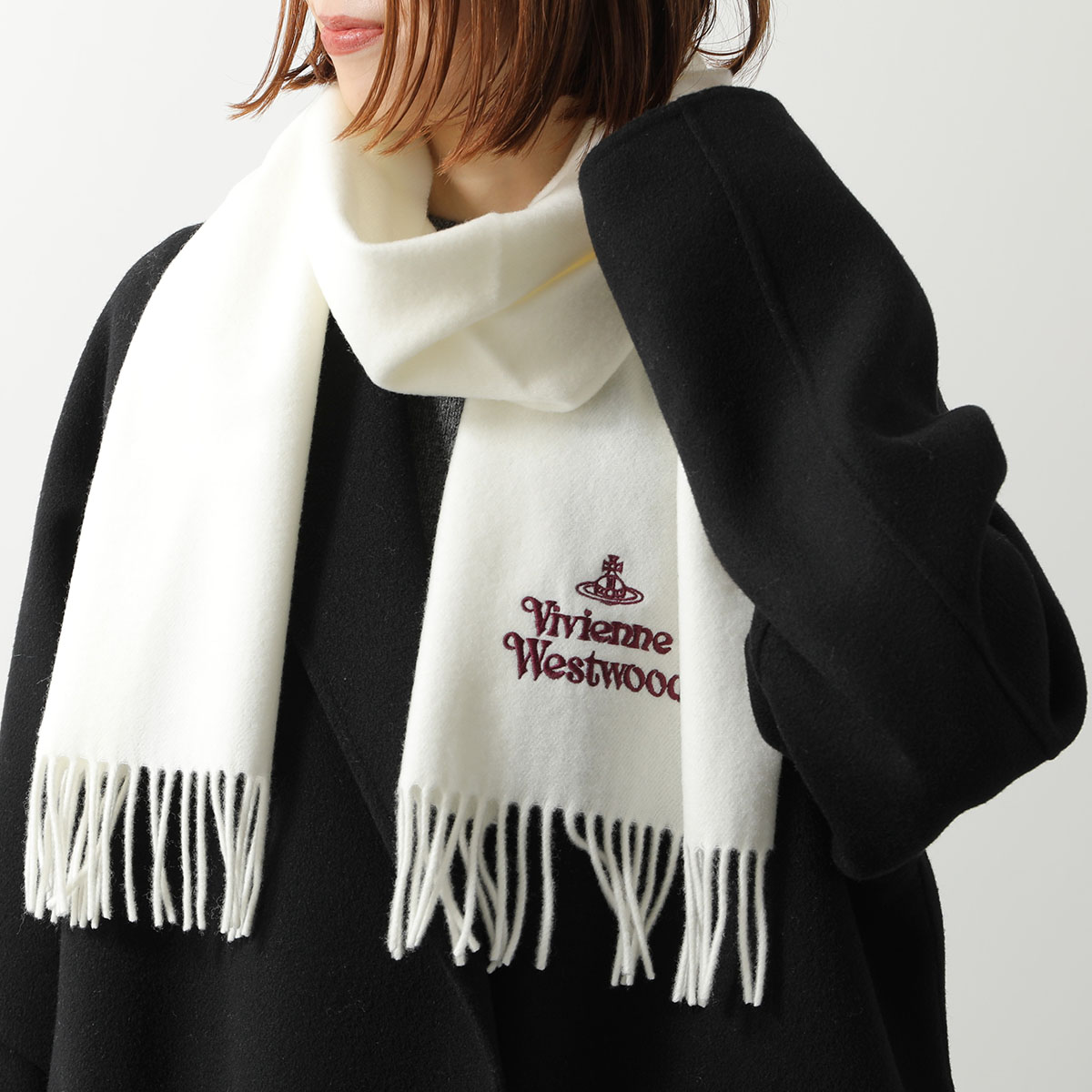 Vivienne Westwood（ヴィヴィアンウエストウッド） マフラー 81030007