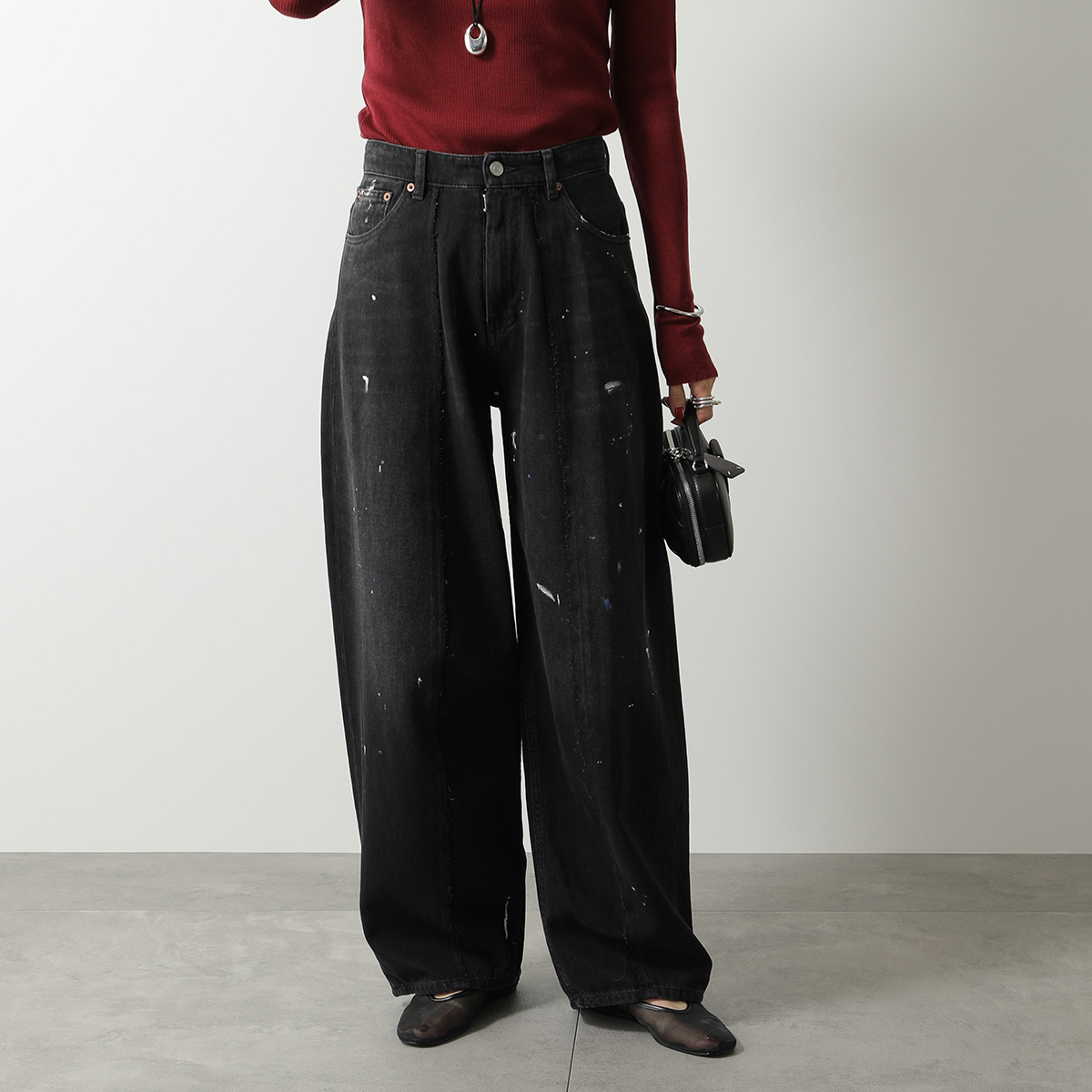 MM6 エムエムシックス メゾンマルジェラ ジーンズ SH0LA0011 M30011