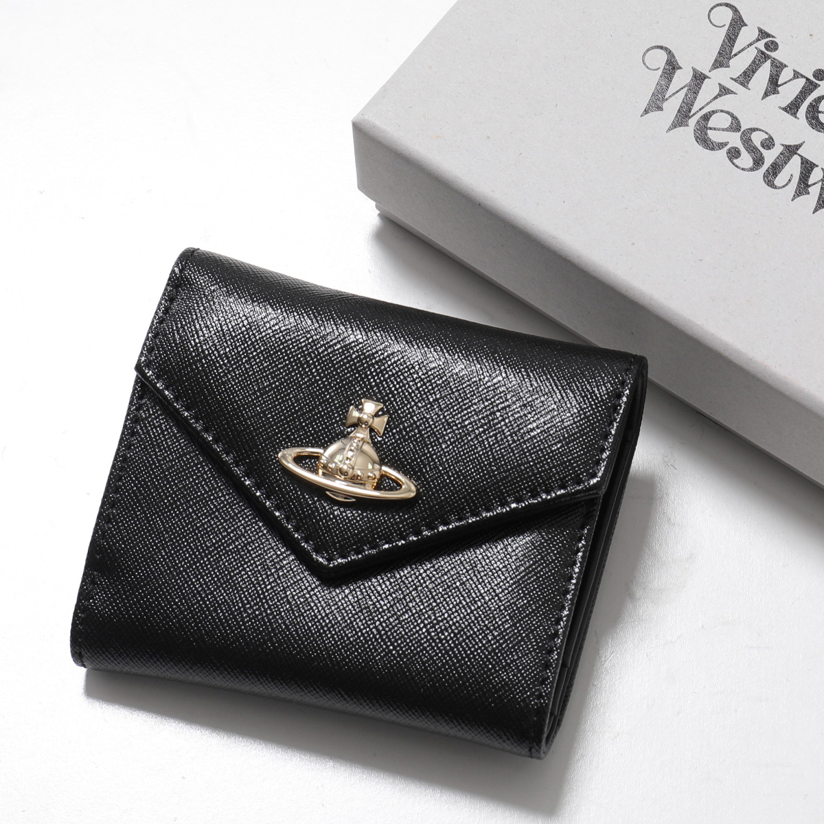 Vivienne Westwood（ヴィヴィアンウエストウッド） 三つ折り財布
