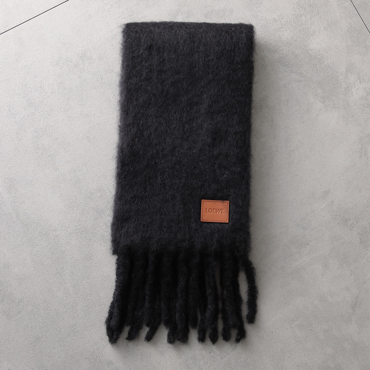 LOEWE（ロエベ） 【カラー限定特価】LOEWE マフラー FSA6SS1X05