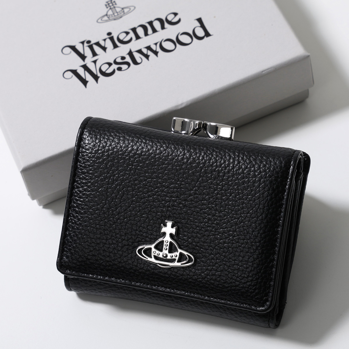 Vivienne Westwood（ヴィヴィアンウエストウッド） 三つ折り財布 SMALL