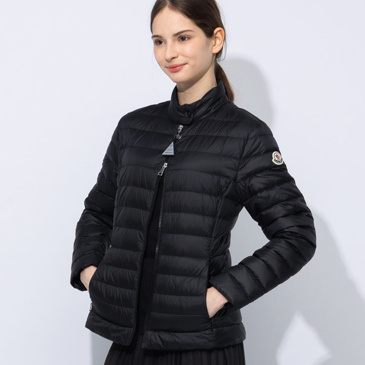 MONCLER（モンクレール） ワッペン フルジップ ライトダウンジャケット