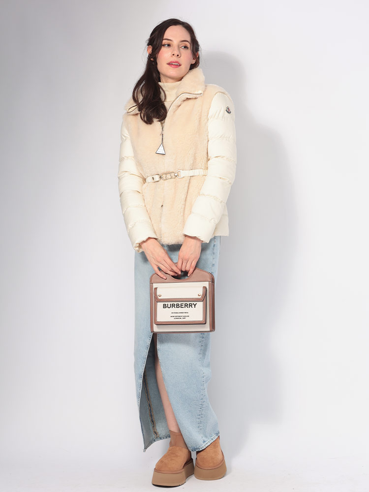 MONCLER（モンクレール） 切り替え ベルト付き フルジップ ダウン