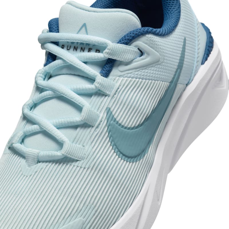 NIKE（ナイキ） ジュニア スニーカー 子供靴 22.5-25cm ランニング