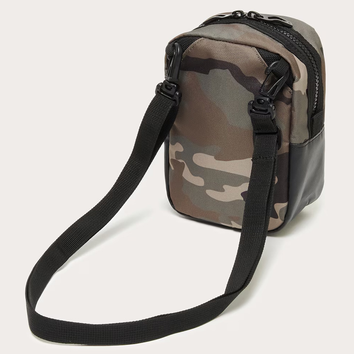 OAKLEY（オークリー） ショルダーバッグ 1.5L メンズ レディース