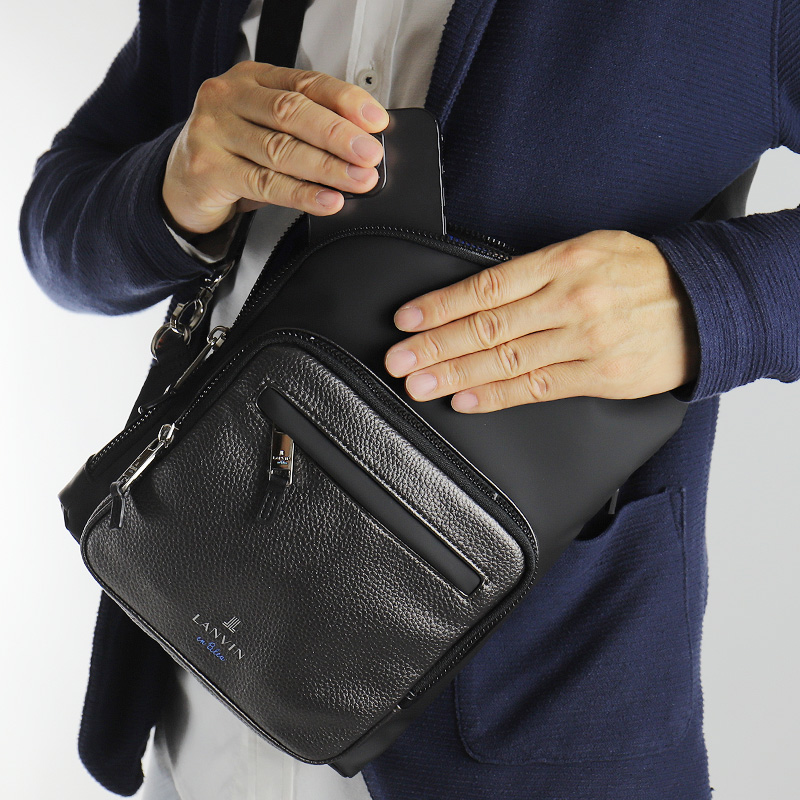 LANVIN en Bleu 限定品 ランバンオンブルー ボディバッグ ドレッセ