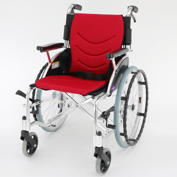 カドクラ 車椅子 車いす 車イス 軽量 コンパクト 自走用 足漕ぎ