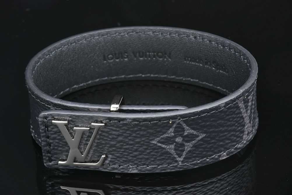 LOUIS VUITTON（ルイ・ヴィトン） ヴィトン モノグラム エクリプス