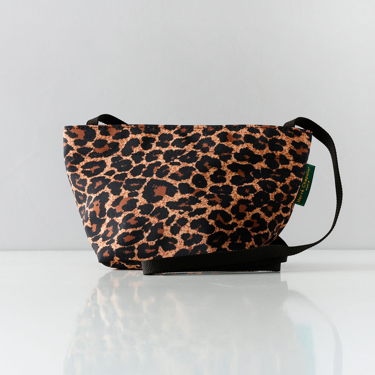 Herve Chapelier（エルベシャプリエ） 並行輸入 ショルダーバッグ