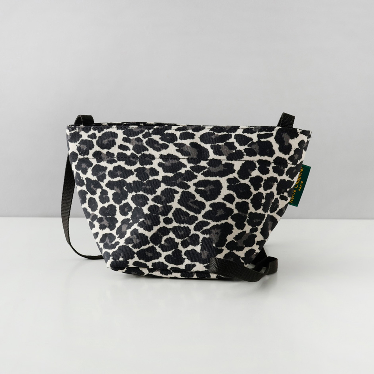 Herve Chapelier（エルベシャプリエ） 並行輸入 ショルダーバッグ