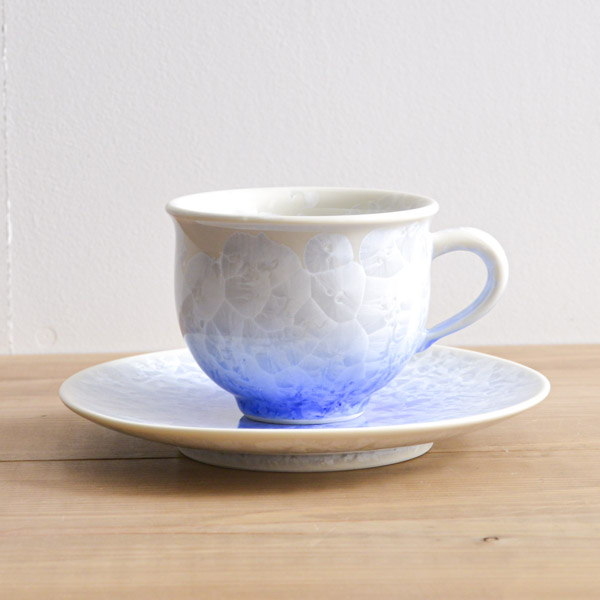 珈琲碗皿 花結晶 白地青 ( 名入れ有料 退職祝い 定年 セット ソーサー