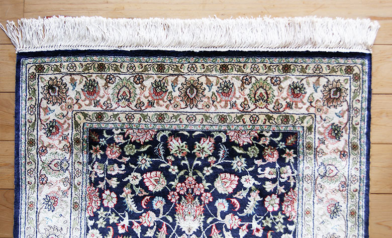 中国シルク段通 シルク絨毯 最高級 260段 ロングの玄関マット