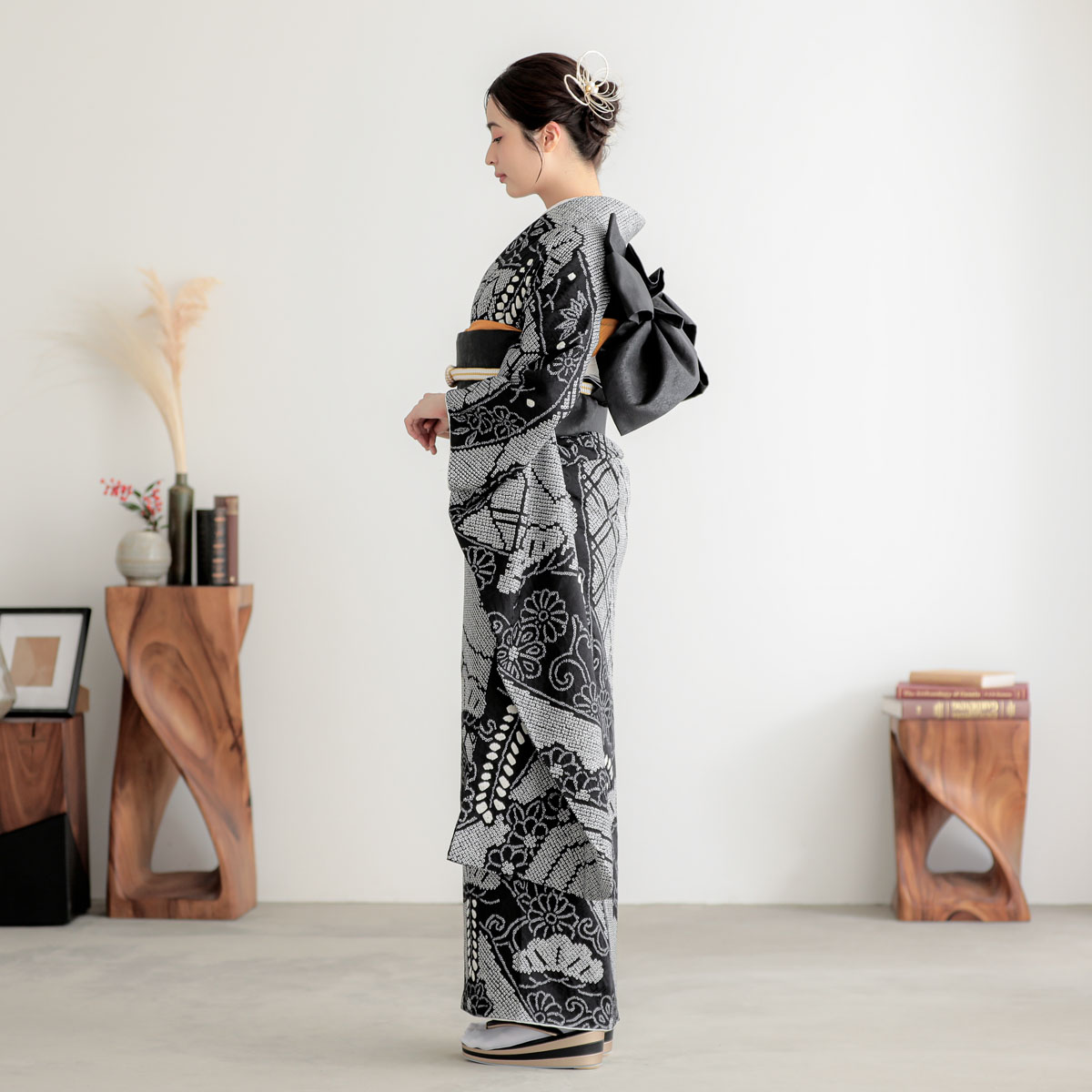 振袖 レンタル 成人式 結婚式 総絞り 黒 熨斗に藤12月〜1月利用 対応