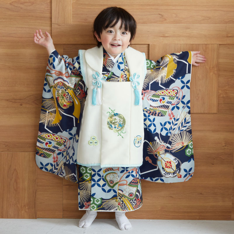七五三 着物レンタル 3歳 753 男の子 フルセット 被布 白龍×紺鎧兜軍配