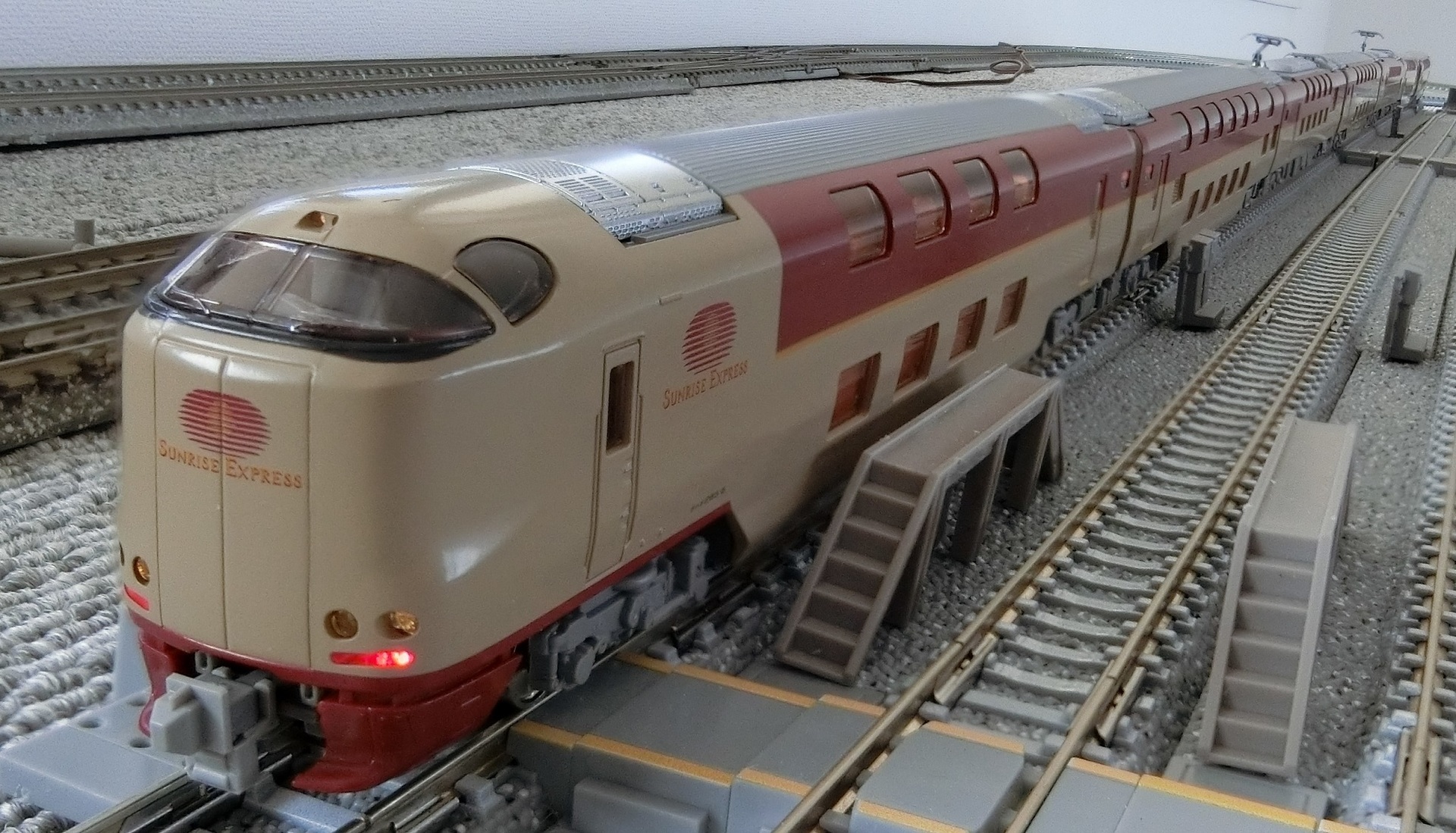 KATO 285系「サンライズエクスプレス」パンタグラフ増設編成 KATO 285系0番台 サンライズエクスプレス (パンタグラフ増設編成)7両