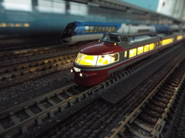 鉄道模型 小田急ロマンスカー 3100形 11両 室内灯完備！！ Amazon