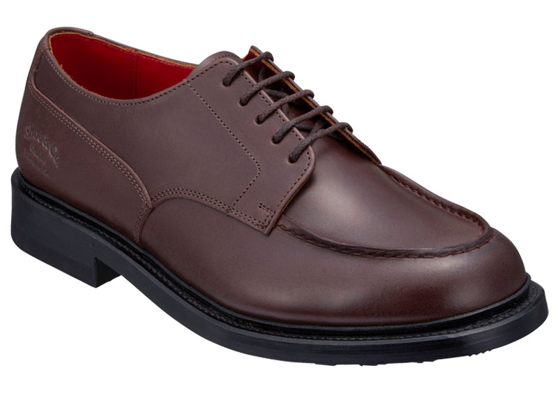 Regal Shoe & Co.のUチップ靴: 男のマジメ服