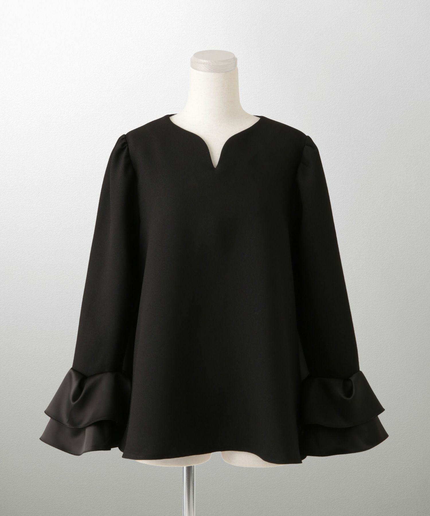 SPRING-SALE サテン ベルスリーブ ブラウス HUIT 全3色｜hit841-0315