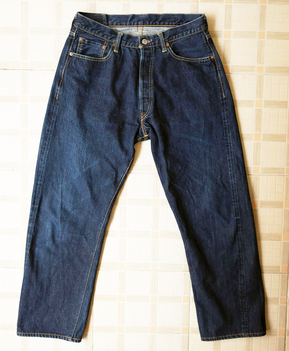 シルバーストーン（グランドオールズ）XX ジーンズの色落ち記録 1年