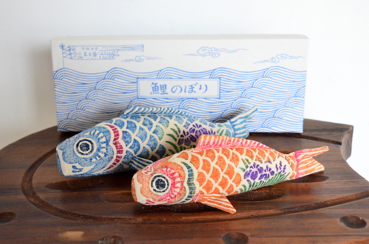 家の中で飾って楽しむ「鯉のぼり」4選|特集|日本シブカワ百貨事典