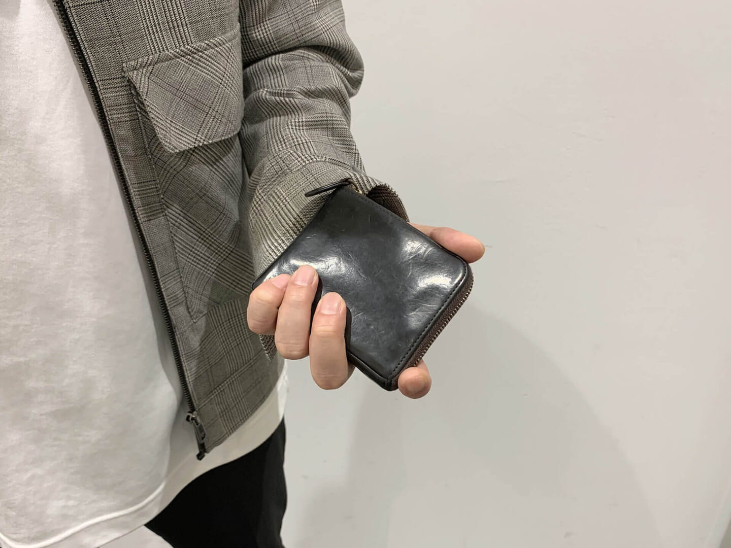 GANZOスタッフ愛用！「GUD2 ZIPパース」財布レビュー ※写真あり