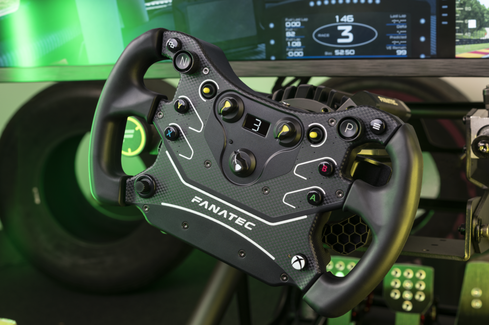 FanatecからCSL Steering Wheel GT3が新登場。マクラーレンホイール