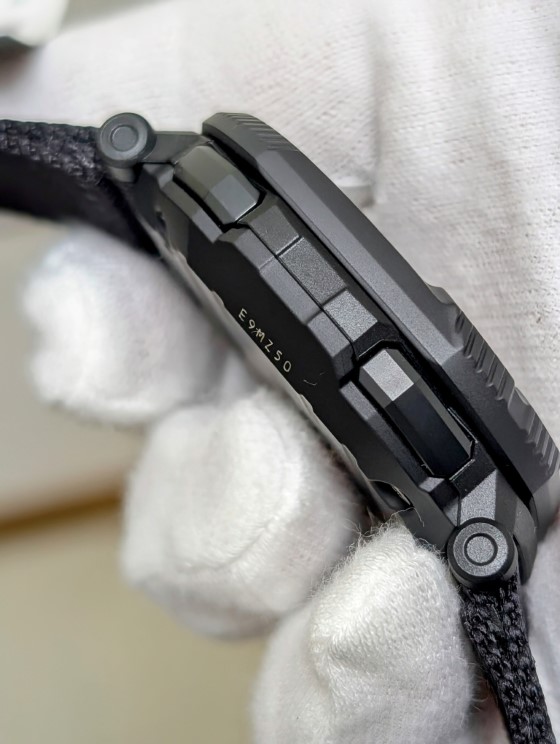 ホワイト【プロトレック PRJ-B001WM-1JR】マウンテニアリング | 欲しい