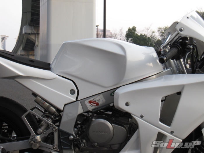 NSR用 08:CBR1000RRレプリカ タンクカバーTYPE-2 (白ゲル) / ソリッド