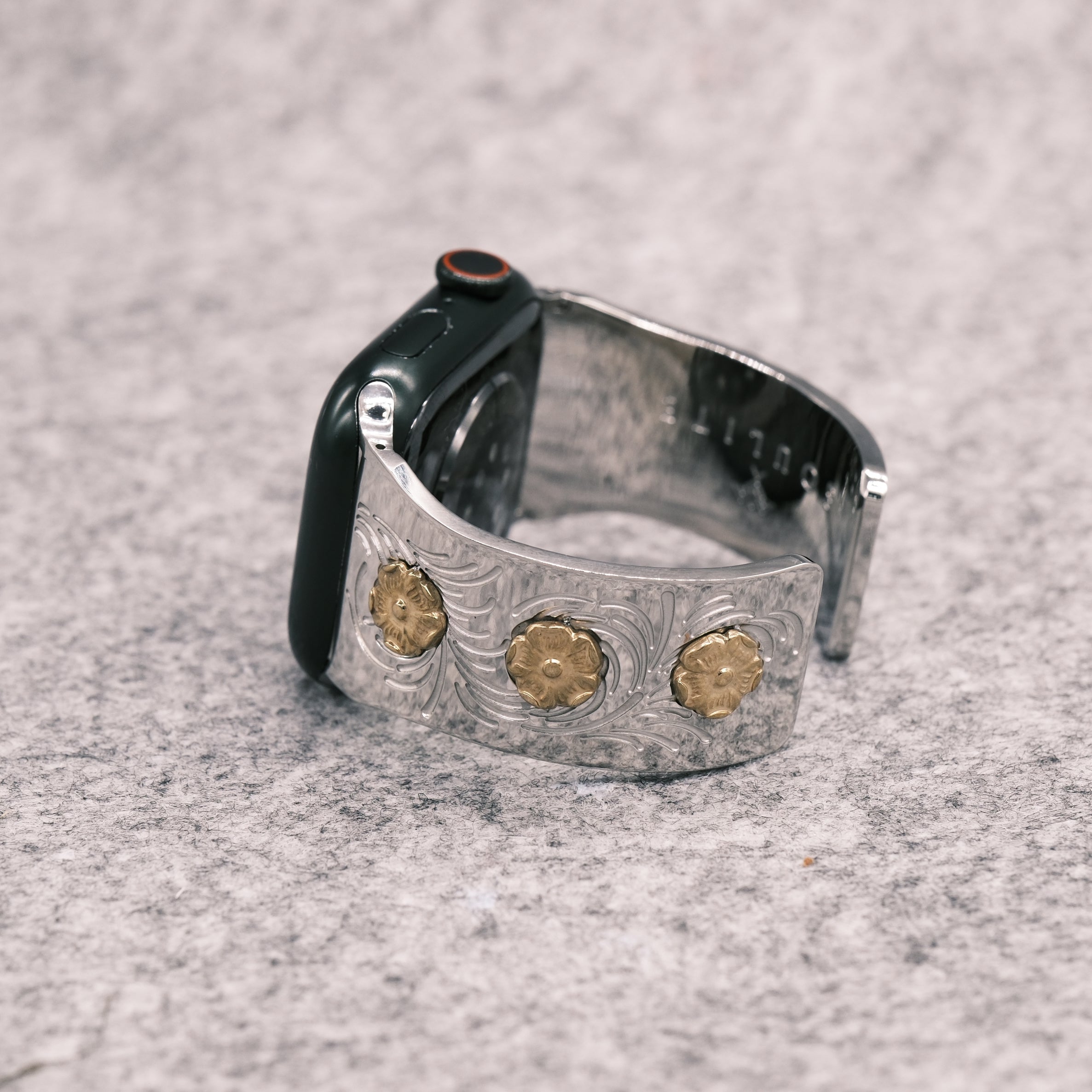 ARABESQUE FLOWER AppleWatchバングル シルバー