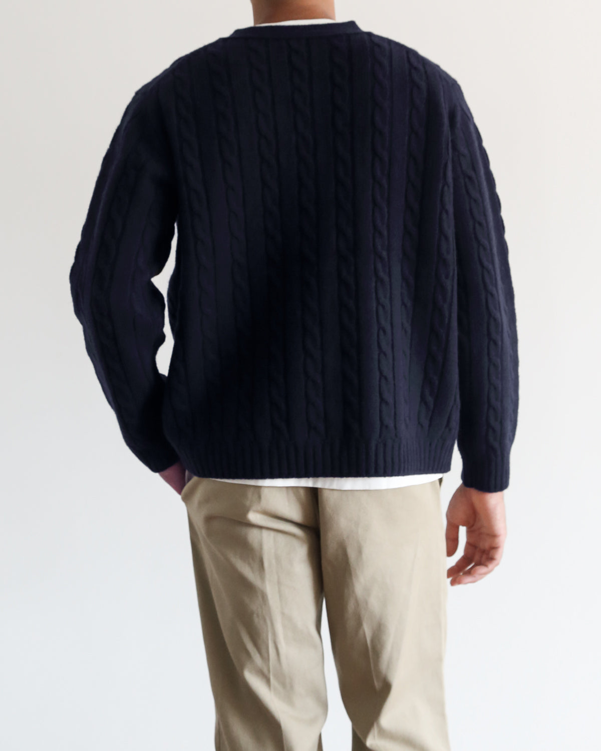 UNISEX】5Gケーブル編み メリノウール Vネックカーディガン SL9W-664