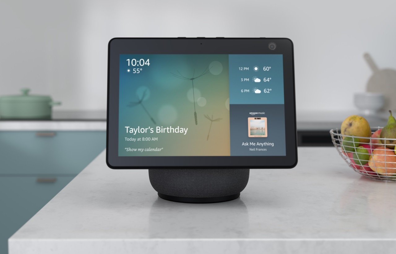 Amazon Echo Show 10 - Review 2021 - PCMag Middle East
