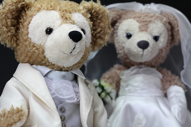 ダッフィー＆シェリーメイのウエディングドレスとカクテルドレス