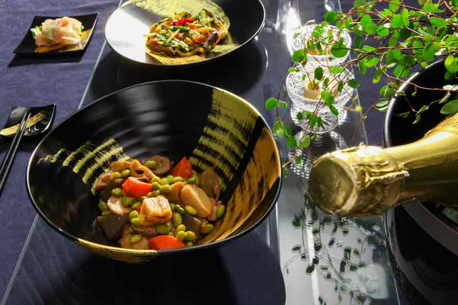 現代のライフスタイルに色艶と伝統を差し添える「漆器」のプレゼント