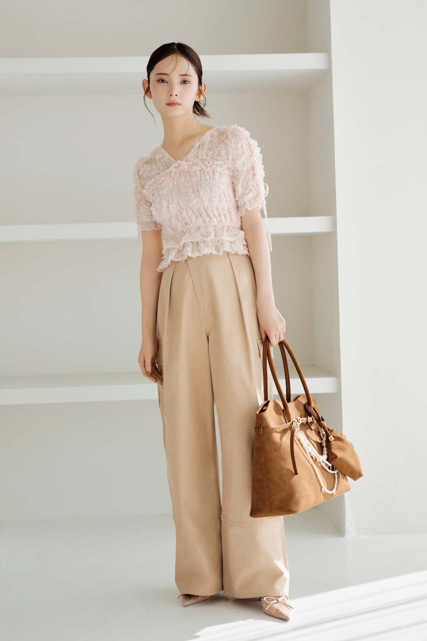 Street meets Feminine